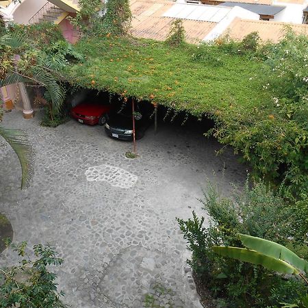 Hotel El Chaparral Panajachel Dış mekan fotoğraf
